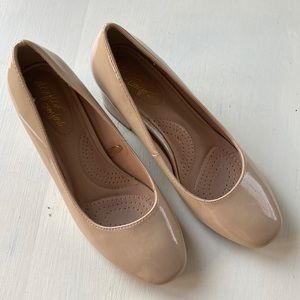 Dexflex Comfort Women's Nude Flats